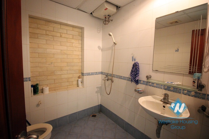 Nice, fully furnished house in Ba Dinh for rent